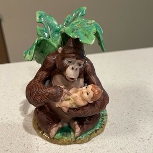 Authentic Disney - Tarzan’s Mom and Baby Tarzan Figurine